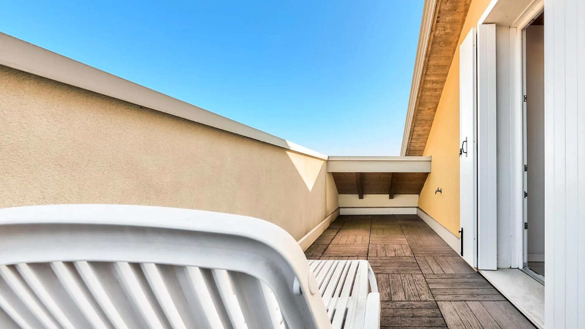 Jesolo Village Beach House - Host Solution